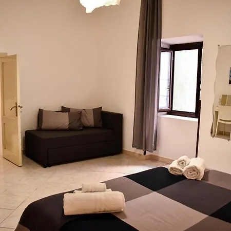 아파트 Sikelia House *