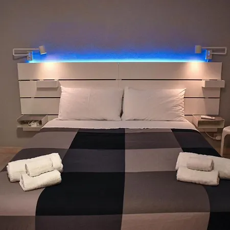 Sikelia House 아파트