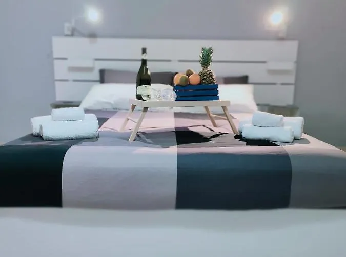 דירה Sikelia House צ'פאלו