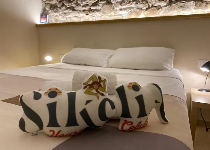 דירה Sikelia House