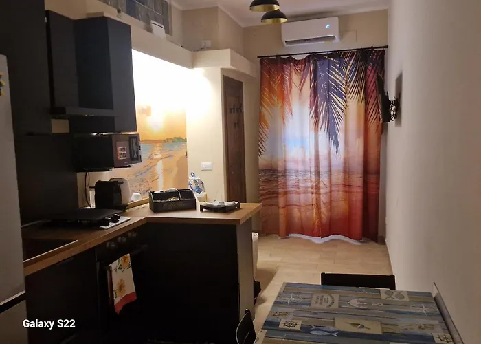 Sikelia House * チェファル