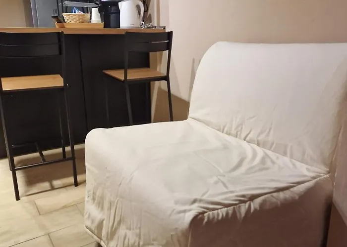 Apartman Sikelia House *