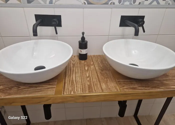 Sikelia House Apartman *