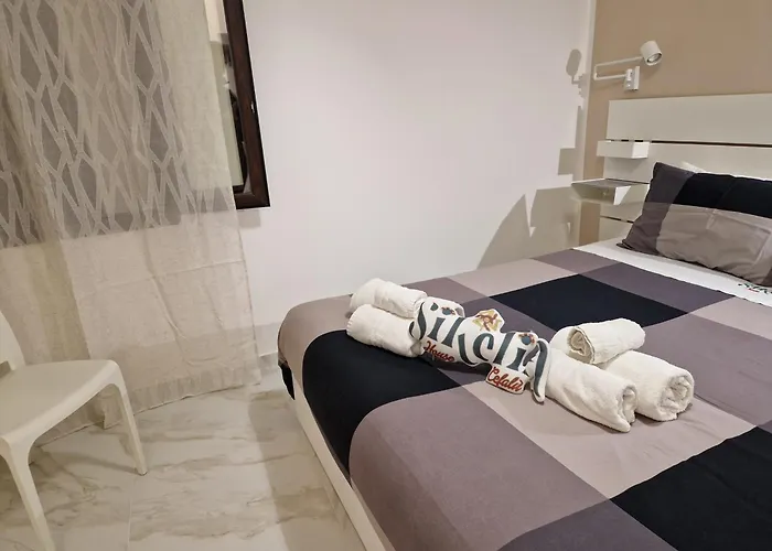 Sikelia House Apartman Cefalù